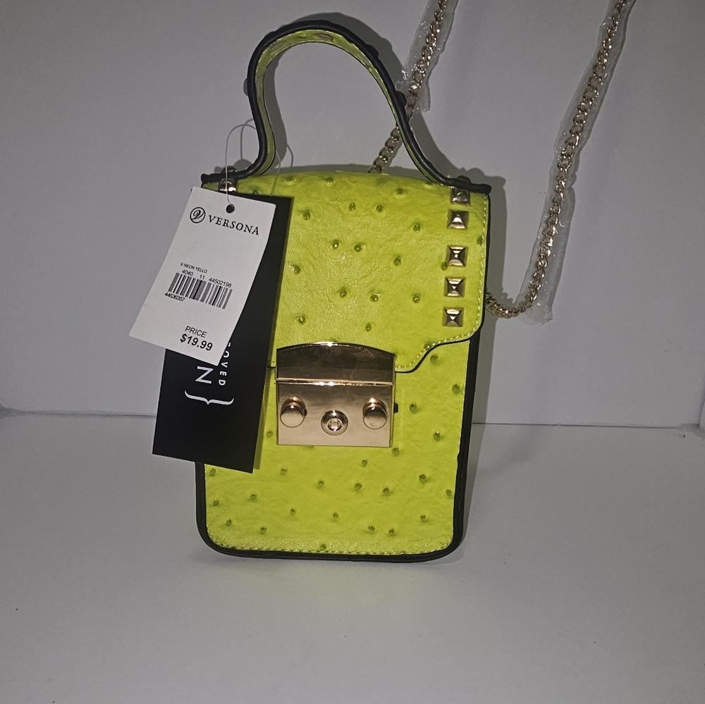 Versona purse